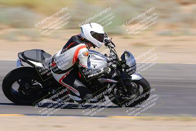 media/Sep-25-2023-Moto Forza (Mon) [[81ffa65e0a]]/B-C Group/Session 4 (Turn 10 Inside)/